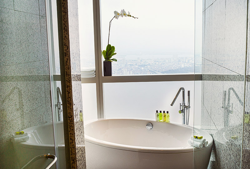 Hanoi luxury hotel bathtub with city view
